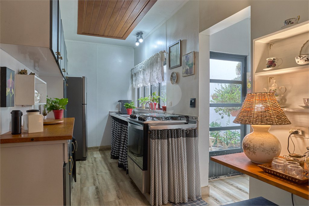 Casa à venda com 4 suítes em Granja Julieta, São Paulo, SP