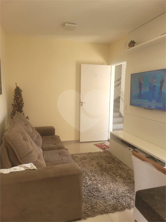Apartamento à venda com 2 quartos em Vila Colorado, Suzano, SP