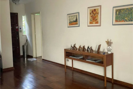 Sobrado à venda com 5 quartos, sendo 2 suítes,  em Vila Cordeiro, São Paulo, SP