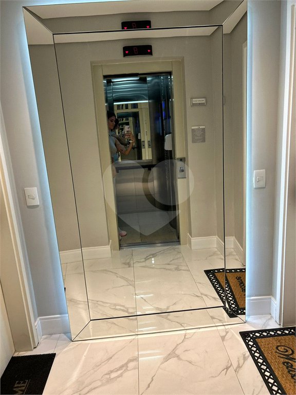 Apartamento à venda com 3 suítes em Barra Funda, São Paulo, SP