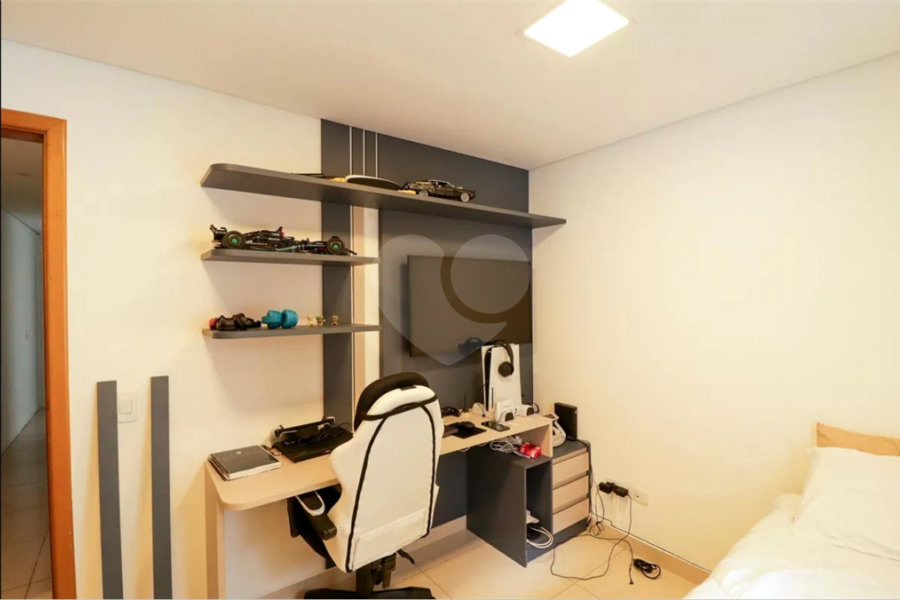 Casa à venda com 3 quartos, sendo 1 suíte, no condomínio Smile View, São Paulo - SP