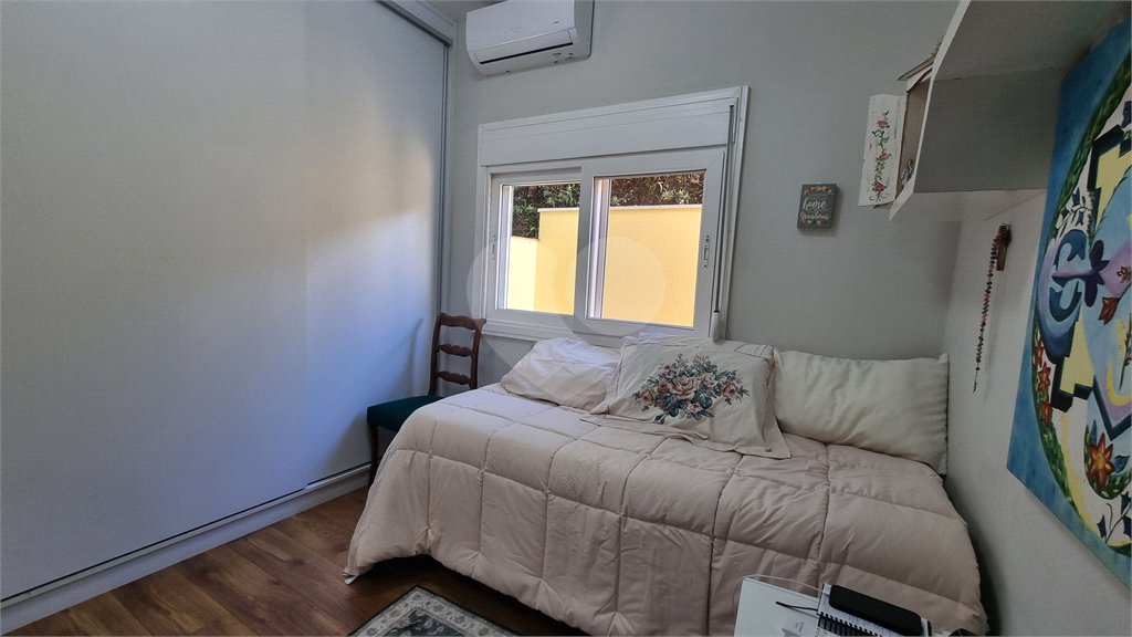 Casa à venda com 3 quartos, sendo 1 suíte,  no condomínio Vivendas do Lago, Sorocaba - SP