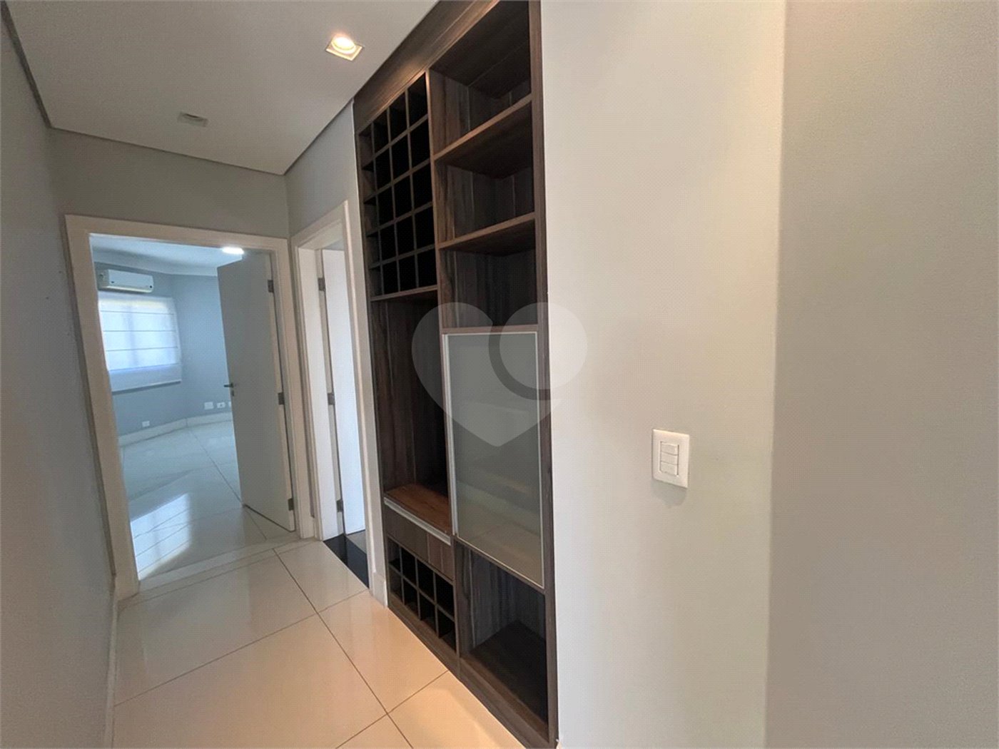 Apartamento à venda com 3 suítes no Centro, Sorocaba, SP