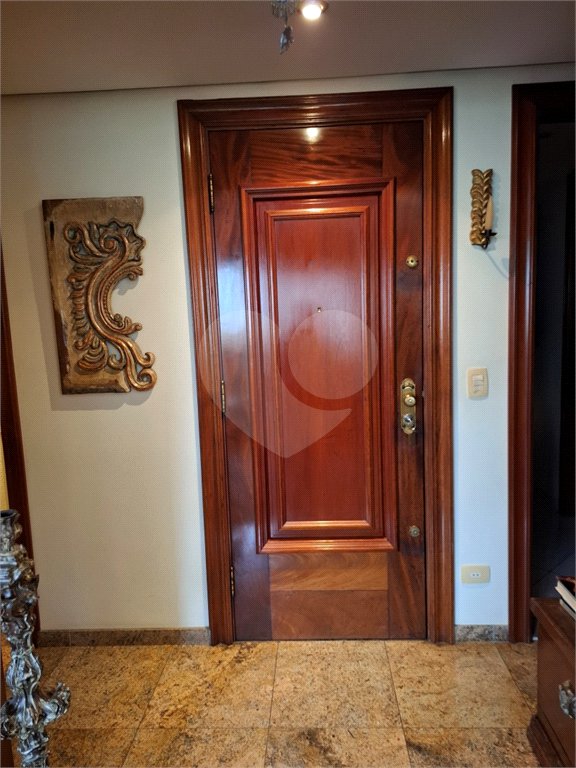 Apartamento à venda com 4 quartos, sendo 2 suítes,  em Brooklin Paulista, São Paulo, SP