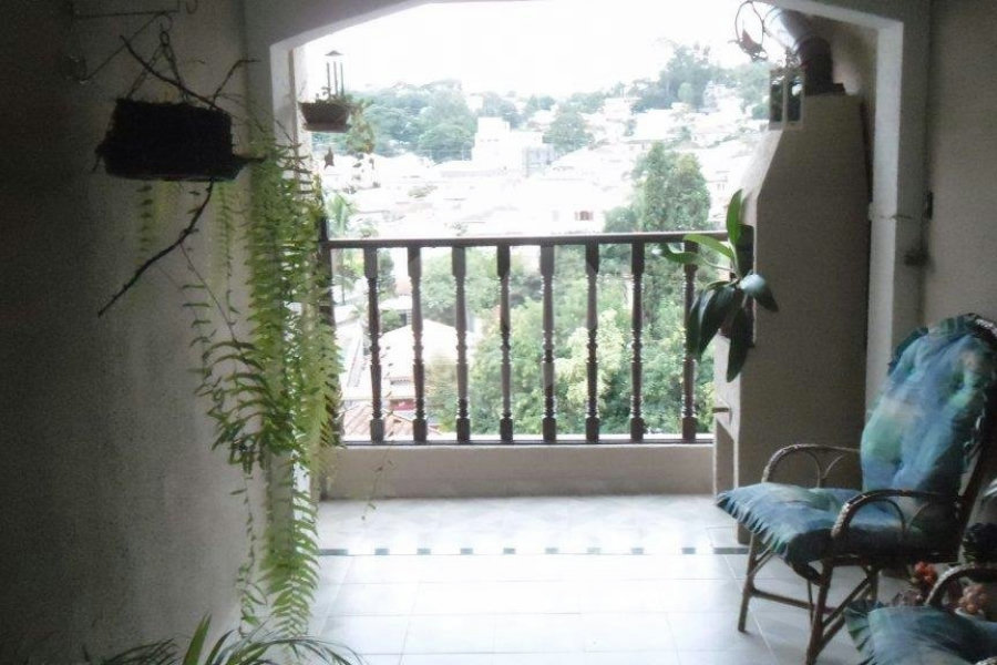 Sobrado à venda com 4 quartos, sendo 2 suítes, em Vila Irmãos Arnoni, São Paulo, SP