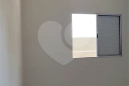 Casa à venda com 2 quartos em Chácara Holiday, Itaquaquecetuba, SP