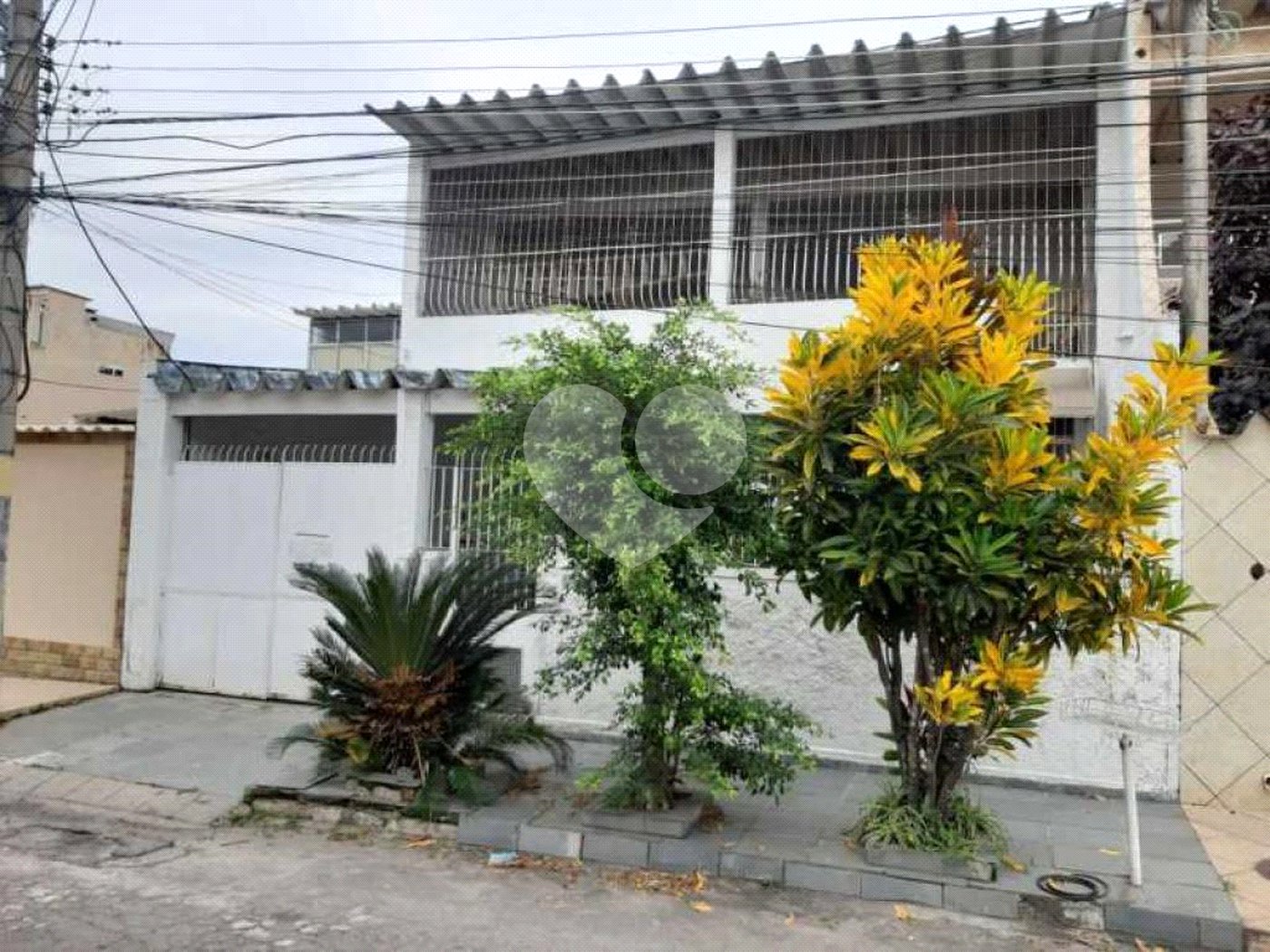 Casa à venda com 2 suítes no condomínio Parque Dourado, Rio de Janeiro - RJ