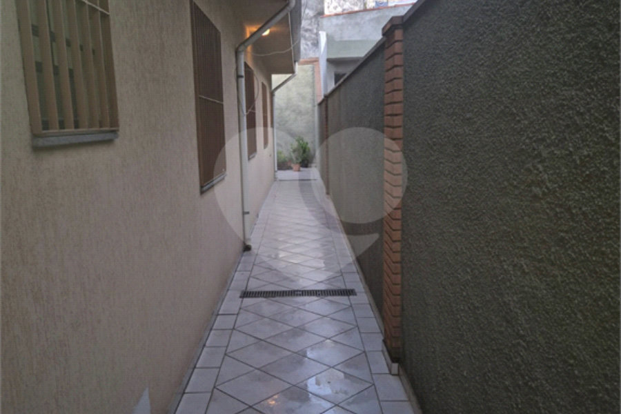 Sobrado à venda com 3 quartos, sendo 1 suíte, em Vila Bonilha, São Paulo, SP