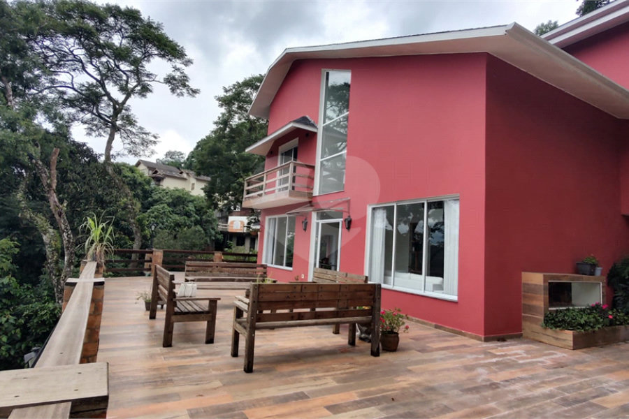 Casa à venda com 6 suítes em Serra da Cantareira, Mairiporã, SP