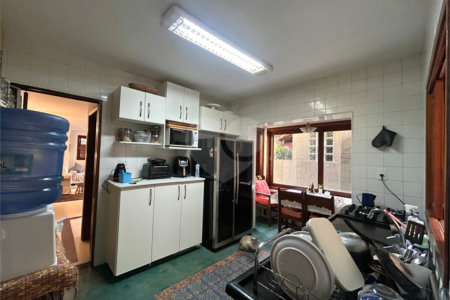 Casa de Vila à venda com 5 quartos, sendo 3 suítes,  em Jardim Hípico, São Paulo, SP
