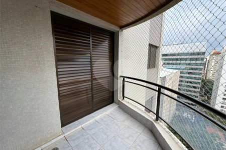 Apartamento à venda com 3 quartos, sendo 1 suíte, em Jardim Paulista, São Paulo, SP