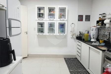 Apartamento à venda com 3 quartos, sendo 2 suítes,  em Tijuca, Rio de Janeiro, RJ