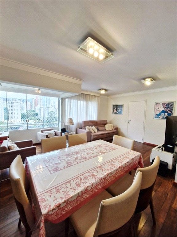 Apartamento à venda com 3 quartos, sendo 1 suíte, em Vila Suzana, São Paulo, SP
