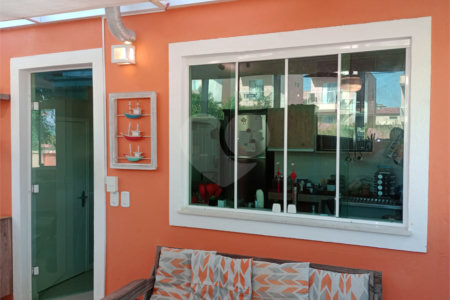 Casa em condomínio à venda com 4 quartos, sendo 1 suíte,  em Rasa, Armação dos Búzios, RJ