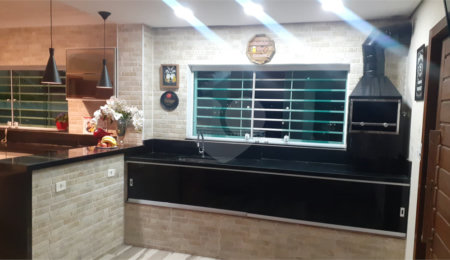 Sobrado à venda com 3 quartos, sendo 1 suíte,  em Palmas do Tremembé, São Paulo, SP