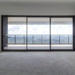 Apartamento à venda ou para alugar com 4 quartos, sendo 3 suítes,  em Jardim Morumbi, São Paulo, SP