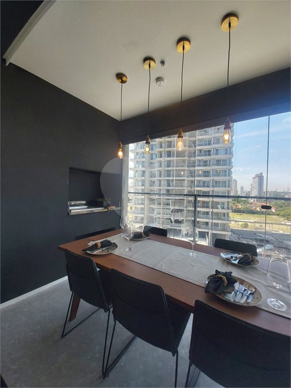Apartamento à venda com 3 suítes em Jardim das Acácias, São Paulo, SP
