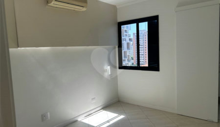Apartamento para alugar com 3 quartos, sendo 1 suíte, em Pinheiros, São Paulo, SP