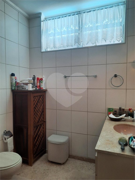Casa à venda com 4 quartos, sendo 3 suítes,  em Jardim Marajoara, São Paulo, SP