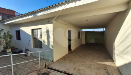 Casa à venda com 2 quartos, sendo 1 suíte,  em Jardim Archila, Votorantim, SP