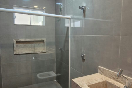 Casa à venda com 3 quartos, sendo 1 suíte,  em Jardim dos Ipes, Três Lagoas, MS