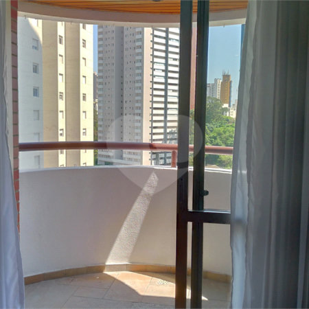 Cobertura à venda com 4 quartos, sendo 3 suítes,  em Vila Andrade, São Paulo, SP