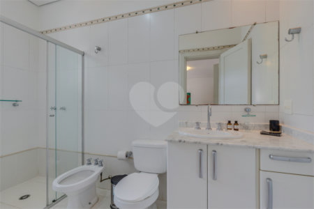 Casa à venda ou para alugar com 4 suítes no condomínio Villa Di San Marino, São Paulo - SP