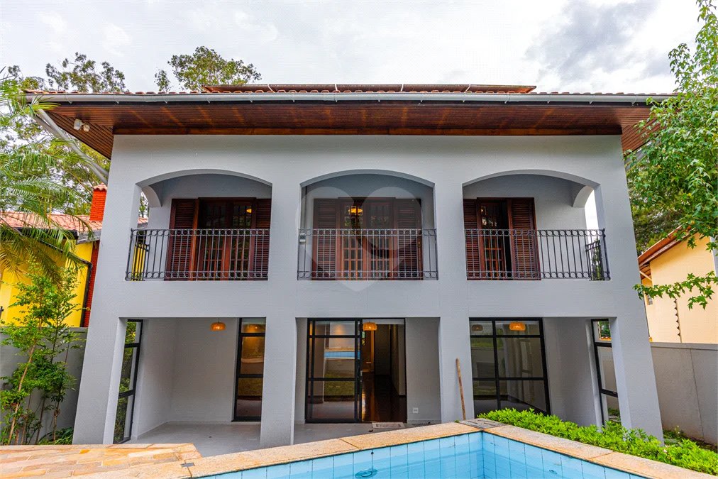 Casa à venda com 4 quartos, sendo 2 suítes, em Jardim Marajoara, São Paulo, SP