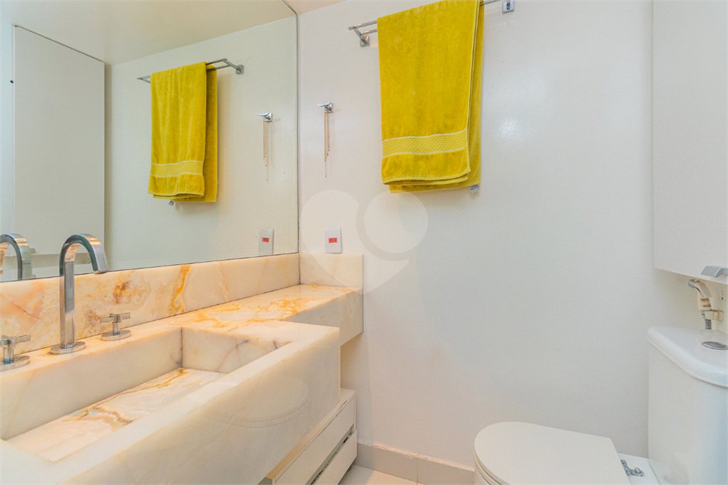 Apartamento à venda com 2 suítes em Alto da Boa Vista, São Paulo, SP