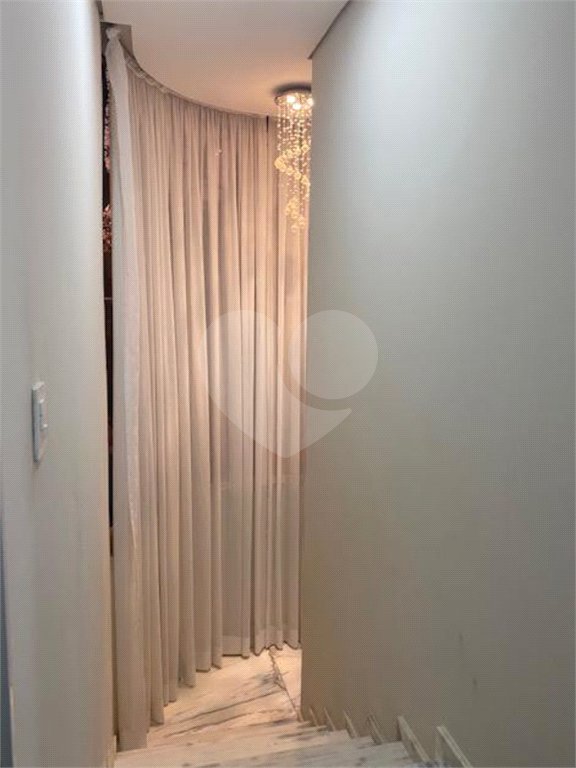 Casa à venda com 3 suítes no condomínio Campos do Conde I, Paulínia - SP