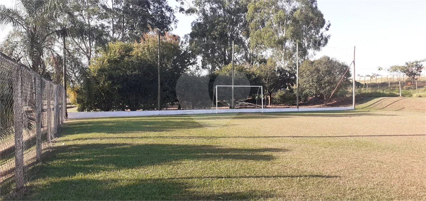 Excelente chácara à venda em Artemis, com piscina, campo de futebol, barracão para festas