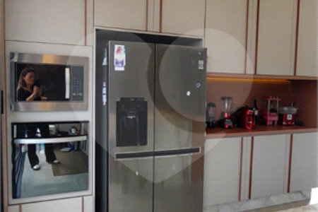 Casa à venda com 3 suítes no condomínio Figueira Garden, Atibaia - SP