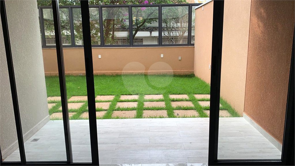Apartamento à venda com 2 quartos, sendo 1 suíte,  em Alto da Boa Vista, São Paulo, SP