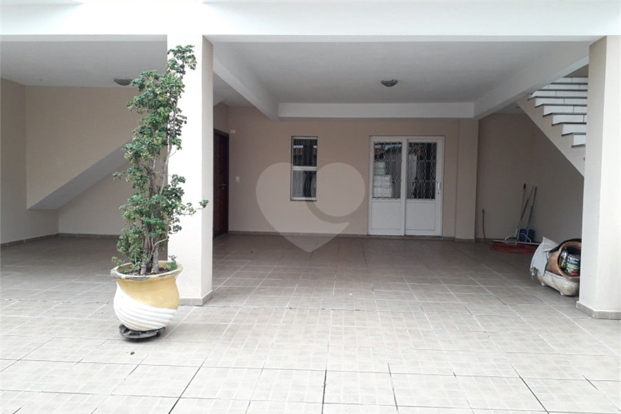 Sobrado à venda com 3 quartos, sendo 1 suíte, em Morumbi, São Paulo, SP