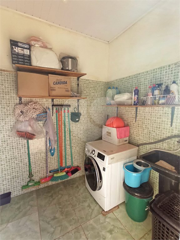 Chácara à venda com 3 quartos, sendo 1 suíte, em Vale das Flores (canguera), São Roque, SP
