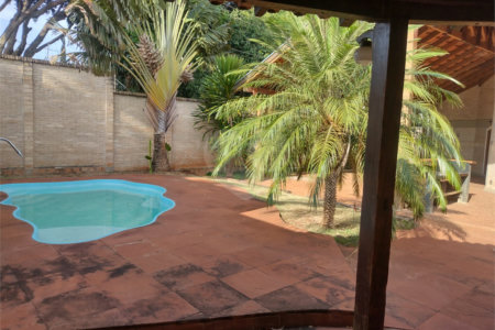 Sobrado à venda com 3 quartos, sendo 2 suítes, em Jardim Residencial Santa Mônica, Araraquara, SP