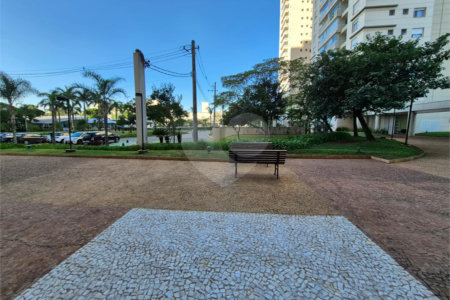 Apartamento à venda com 3 quartos, sendo 1 suíte,  em Jardim Olympia, São Paulo, SP