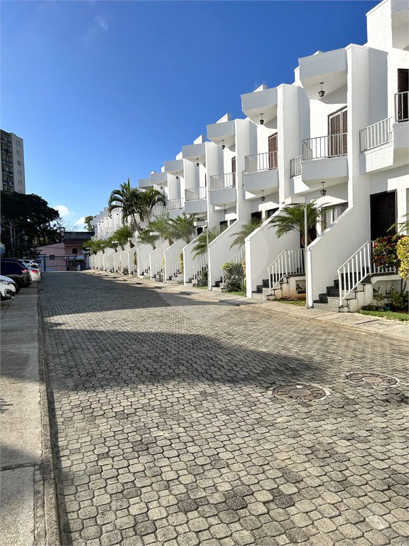 Casa para alugar com 2 quartos, sendo 1 suíte, no condomínio Terra Nostra III, São Paulo - SP