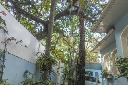 Casa Térrea à venda com 4 quartos, sendo 2 suítes, em Jardim das Bandeiras, São Paulo, SP