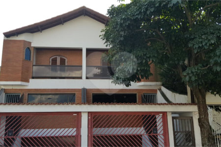 Sobrado à venda com 4 quartos, sendo 1 suíte,  em Olímpico, São Caetano do Sul, SP