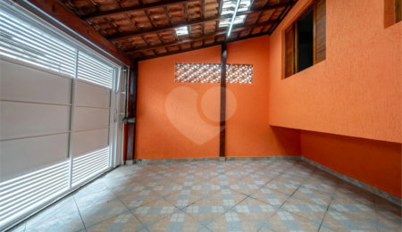 Casa à venda com 2 quartos em Conjunto Residencial Jardim Canaã, São Paulo, SP