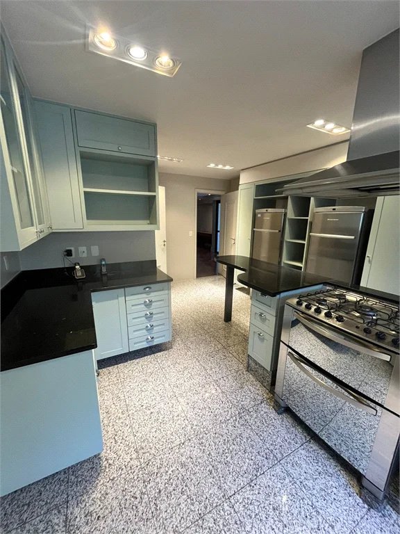 Apartamento para alugar com 4 suítes em Jardim Morumbi, São Paulo, SP