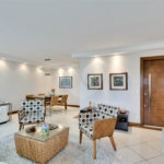 Apartamento à venda com 3 quartos, sendo 2 suítes, em Alto da Boa Vista, São Paulo, SP