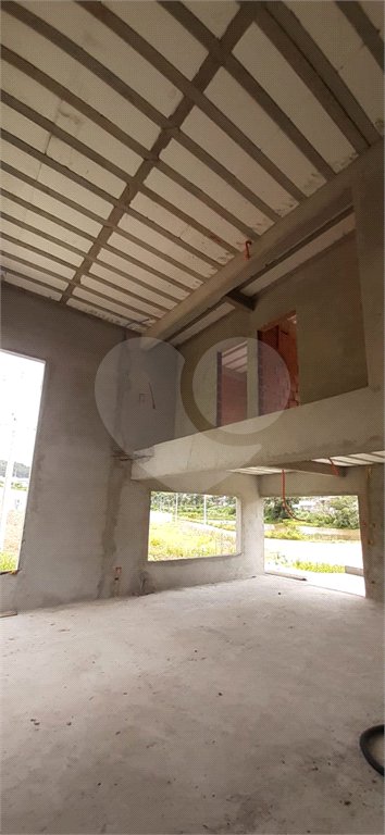 Sobrado à venda com 3 quartos, sendo 1 suíte, em Jardim Centenário, Atibaia, SP