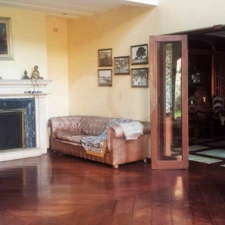 Sobrado à venda com 5 quartos, sendo 2 suítes, em Brooklin, São Paulo, SP