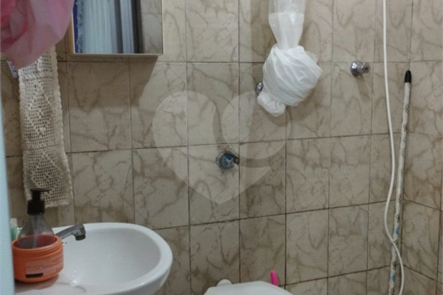 Casa à venda com 3 quartos, sendo 2 suítes, no condomínio Casa, São Paulo - SP