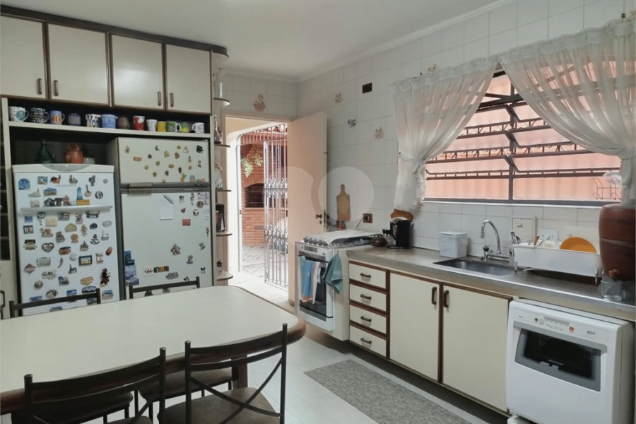 Sobrado à venda com 3 quartos, sendo 1 suíte, em Jardim São Paulo(zona Norte), São Paulo, SP