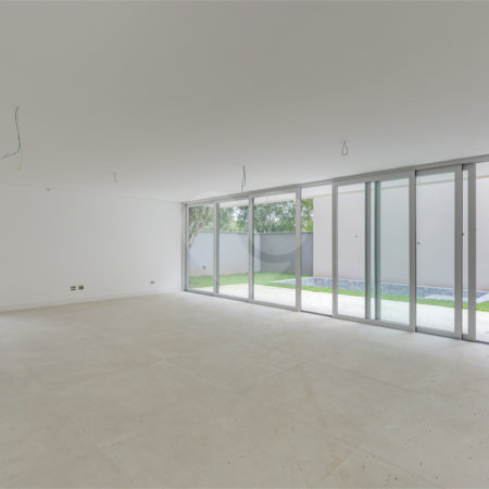 Casa à venda com 4 suítes no condomínio Garda, São Paulo - SP