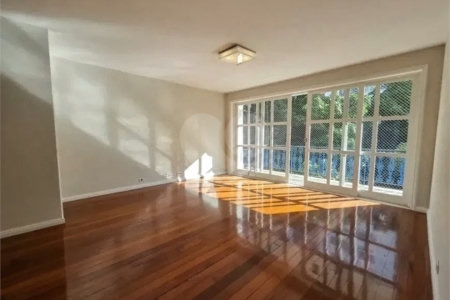 Apartamento à venda com 4 quartos, sendo 1 suíte, em Lagoa, Rio de Janeiro, RJ