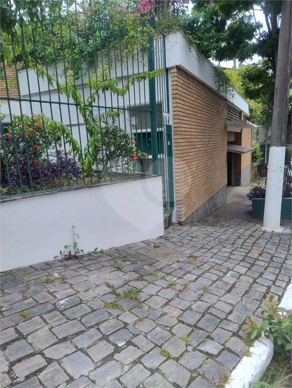 Casa à venda com 4 quartos, sendo 2 suítes,  em Rolinópolis, São Paulo, SP